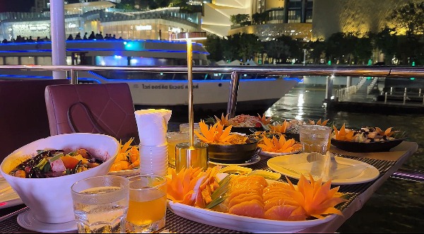 Bangkok Dinner Cruise and enjoy a delicious buffet menu with the latest updates and great promotions
