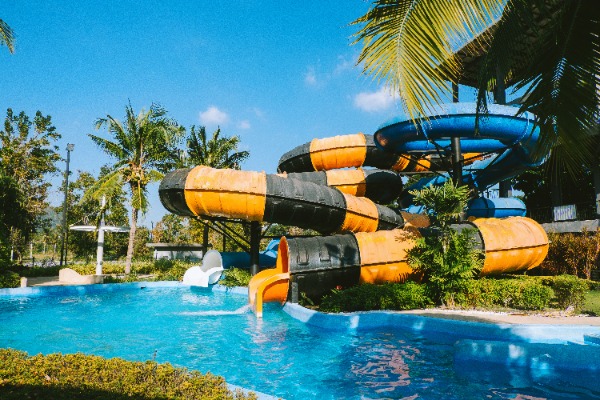 5 Essential Tips for Booking Water Park Tickets at the Best Prices