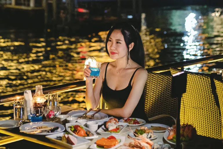 50% Off Book Alangka Cruise tickets (ICONSIAM Pier)