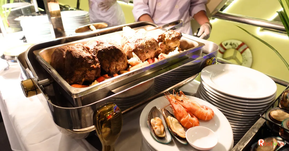 บุฟเฟ่ต์สุดอร่อยบนเรือเจ้าพระยาปริ๊นเซส