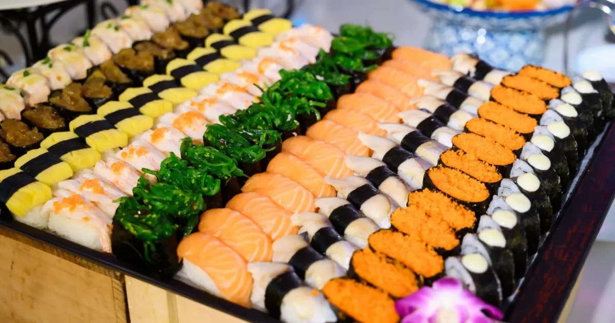 ซูชิของ Smile Riverside อร่อยมาก