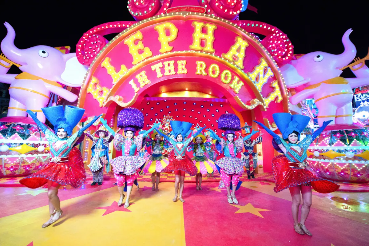 Highly Entertaining Carnival Fun Fair Show