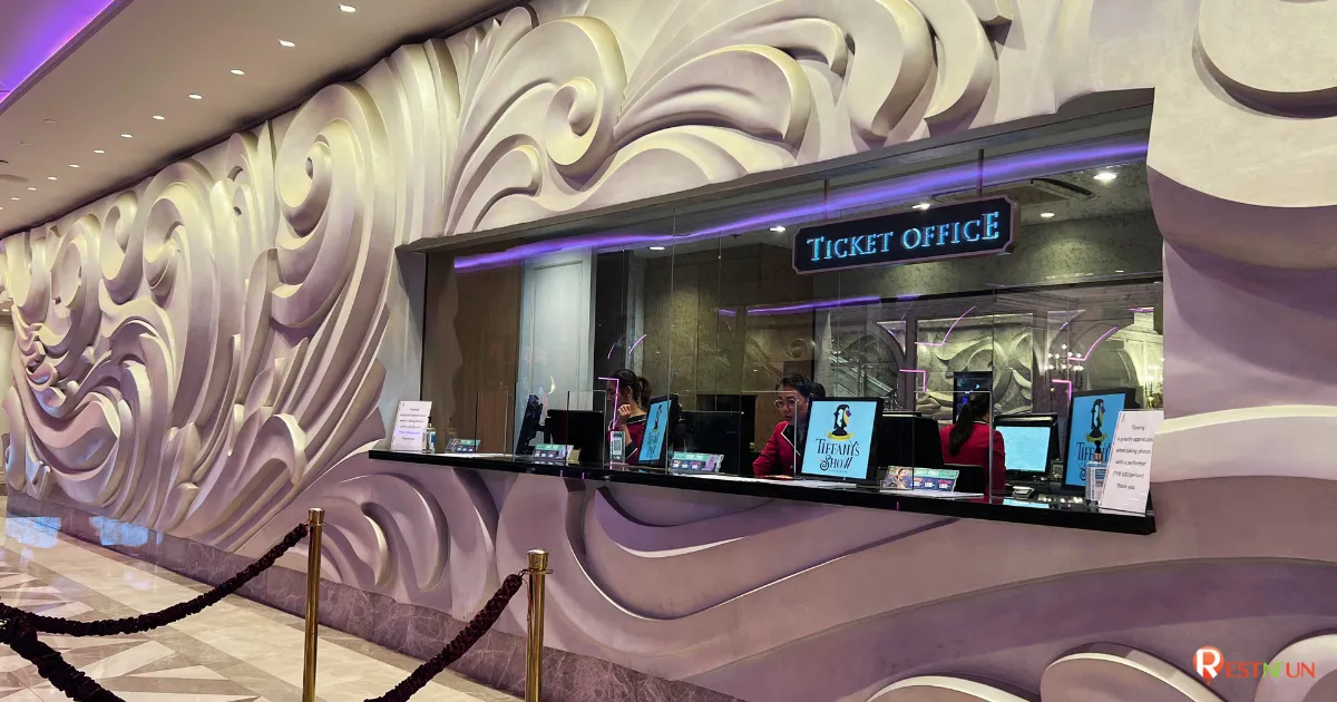 จุดเช็คอินรับบัตรเข้าชมคาบาเร่ต์โชว์ที่ Tiffany Show Pattaya