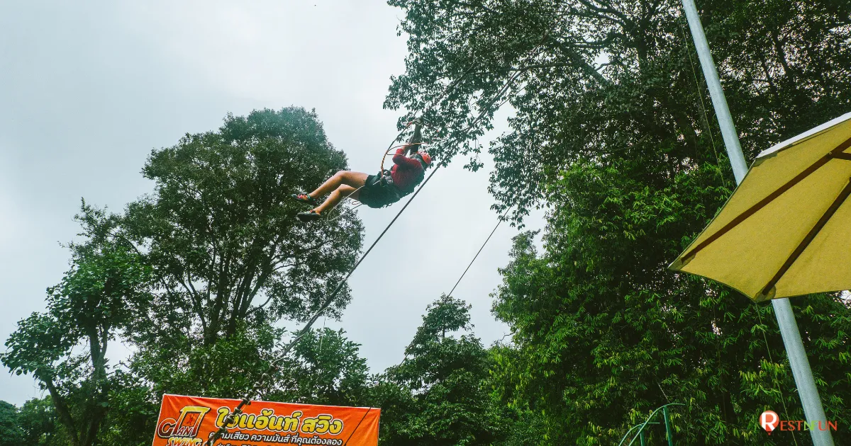 Giant Swing เครื่องเล่นยอดฮิตของโป่งแยง จังเกิ้ล
