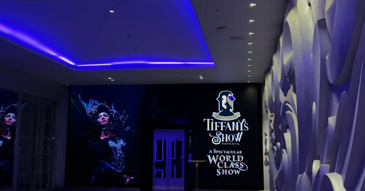 ทิฟฟานี่โชว์ พัทยามีการตกแต่งอย่างสวยงาม