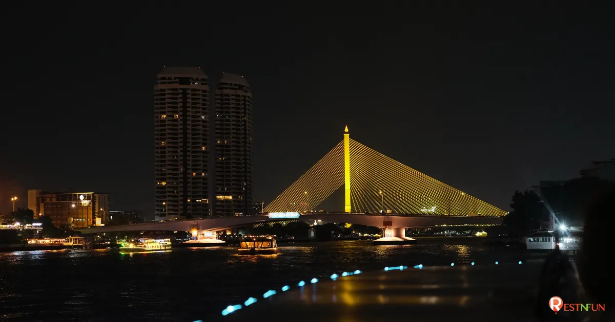ล่องเรือเจ้าพระยารอยัลปริ๊นเซส ครูซ ชมสะพานพระราม 8