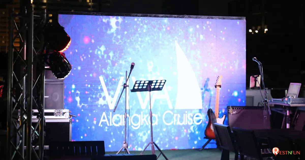 ดนตรีสดสุดไพเราะบนเรือดินเนอร์ Viva Alangka Cruise