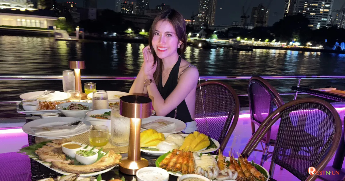 ช่วงเวลาสำหรับล่องเรือเจ้าพระยาจะมีรอบบ่ายกับรอบค่ำ