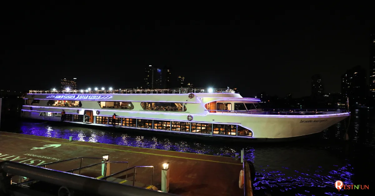 เรือบุฟเฟ่ต์เจ้าพระยาไวท์ออร์คิด ริเวอร์ครูซส์ เรือสำราญขนาดใหญ่ หรูหราสุดๆไปเลย