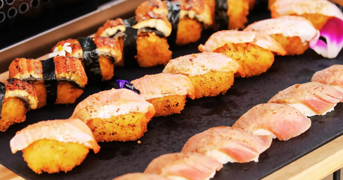 ซูชิสุดอร่อยบนเรือบุฟเฟ่ต์สวัสดีเจ้าพระยาไอคอนสยาม