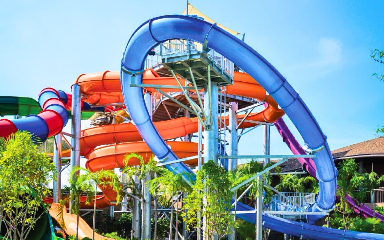 The highlight activities of Vana Nava Water Park are very fun and exciting