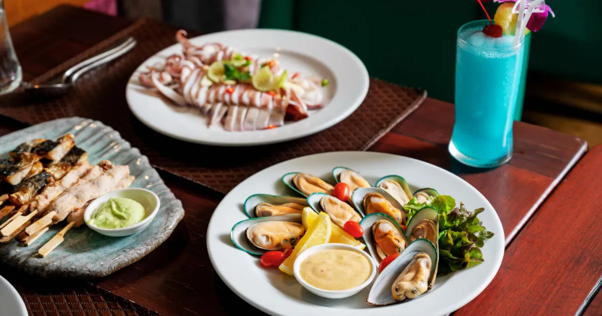 อาหารทะเลมีให้คุณได้อิ่มแบบไม่อั้นบนเรือดินเนอร์วันเดอร์ฟูลเพิร์ล