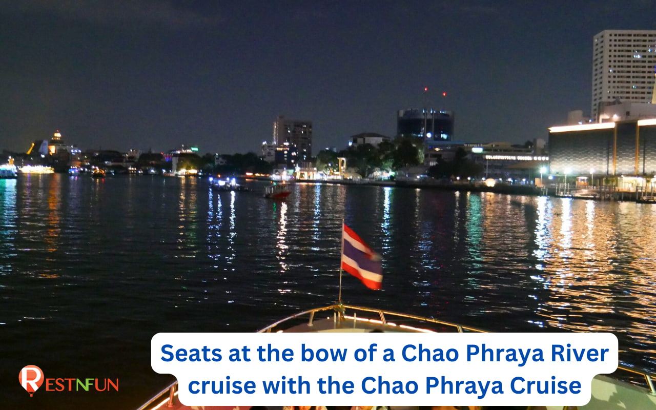 Chaophraya Cruise's bow seat