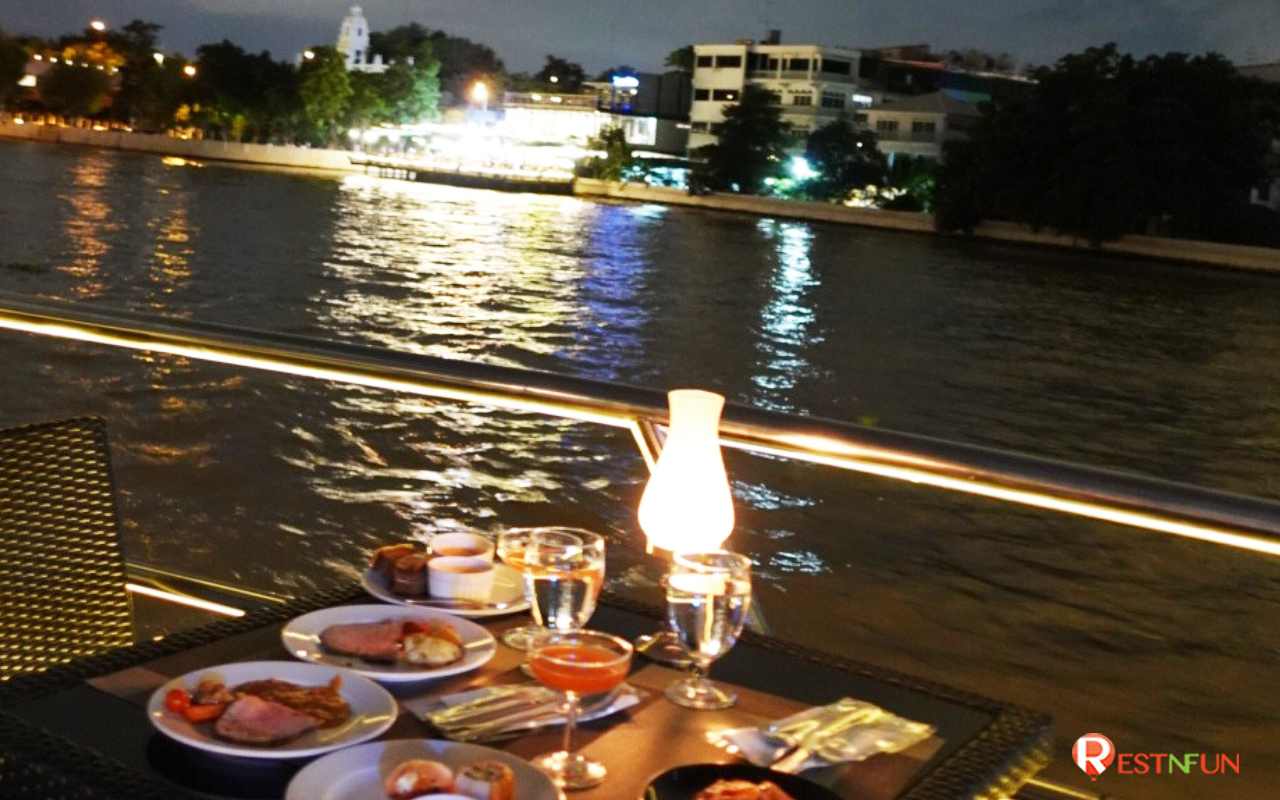 Chao Phraya Princess Dinner Cruise is open daily