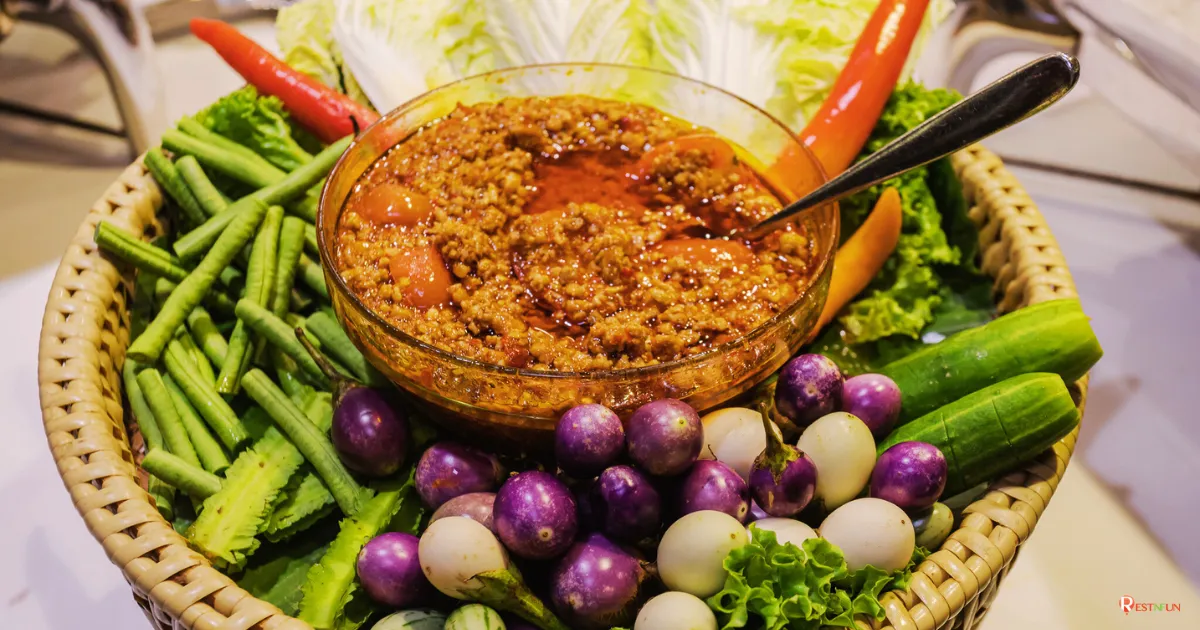 เมนูน้ำพริกผักสดของเรือสำราญวันเดอร์ฟูลเพิร์ล