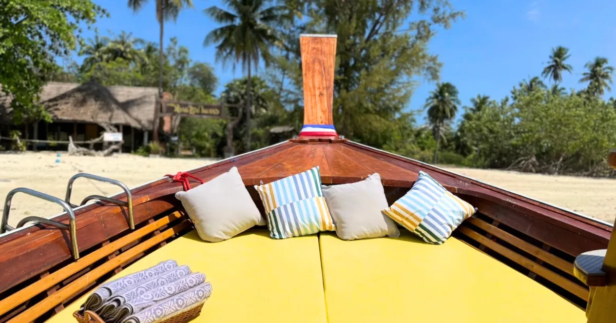 เรือหางยาวไปเกาะไข่มีหมอนด้วย