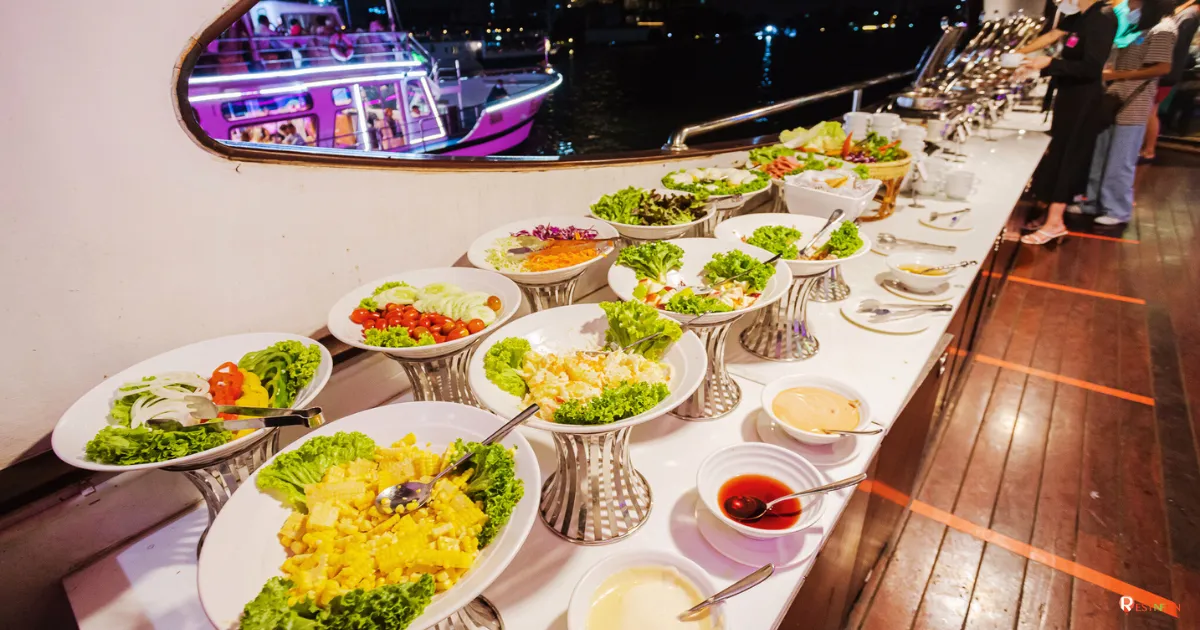 โซนสลัดบาร์สุดอร่อยบนเรือดินเนอร์เจ้าพระยาวันเดอร์ฟูลเพิร์ล