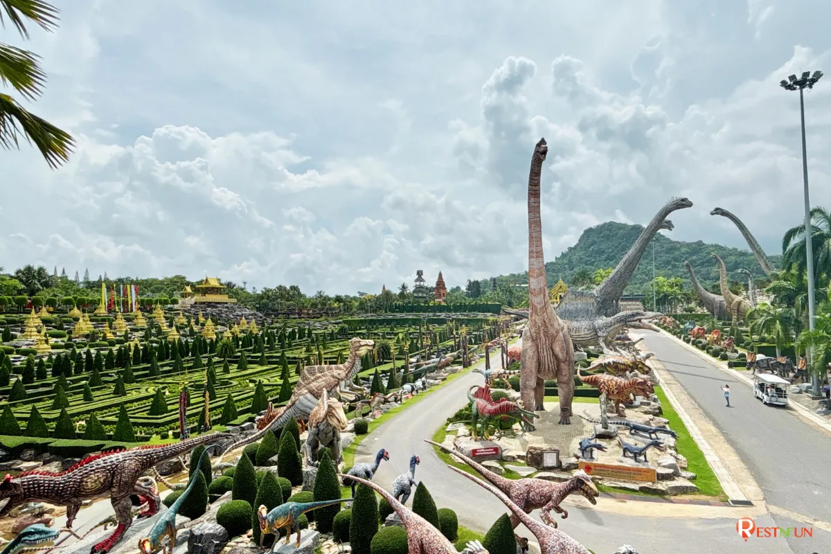 Dinosaur Valley zone at Nong Nooch Botanical Garden